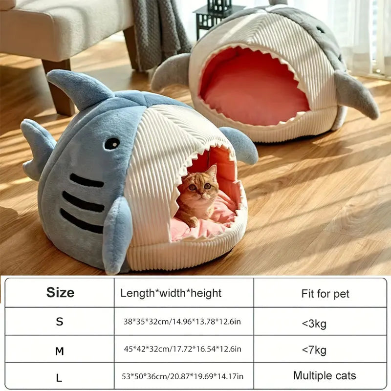 Cave for Animals in Shark Shape – Soft Padded Bed for Kittens, Optimal Comfort and Fun Design