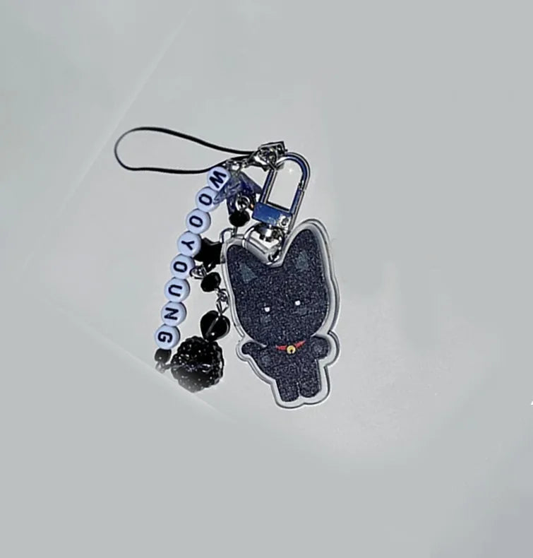 Porte-clés à perles avec breloques dessin animé – Accessoire léger pour téléphone et sac