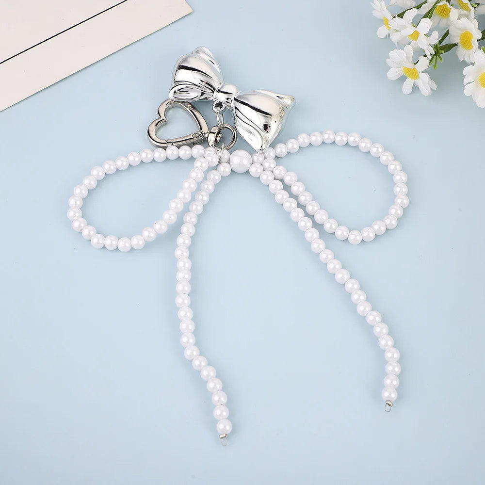 Beaded Keychain with Polished Metal Knot – Chic Accessory for Handbag and Keys