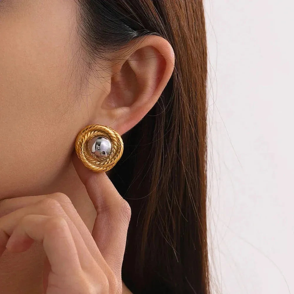 Women's 18K Gold Vintage Design 23 mm Hypoallergenic Dangle Earrings