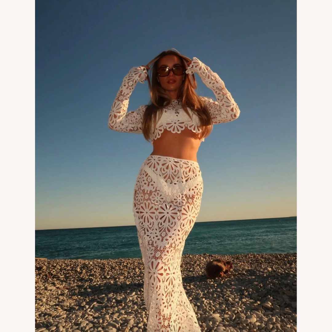 Ensemble en dentelle blanche au crochet pour femmes – Haut court à manches longues et jupe longue bohème chic