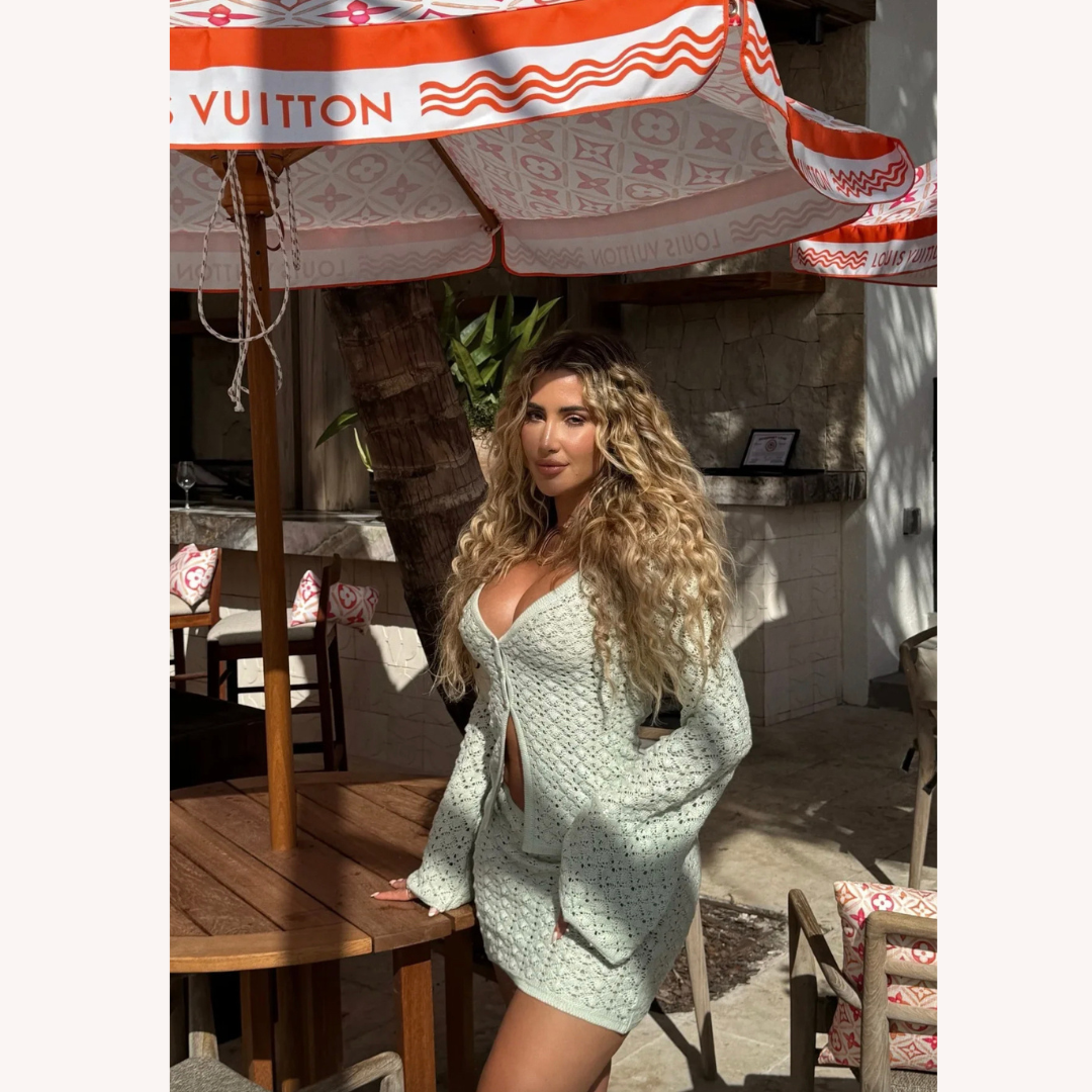 Ensemble bohème chic pour femme en crochet - Gilet à col en V et mini-jupe assortie en coton respirant