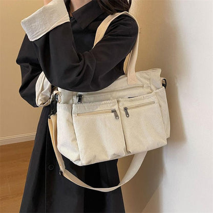 Soft Velvet Shoulder Bag for Women – Large Capacity, Practical Pockets, Multifunctional Design, Ideal for Outings and Travel