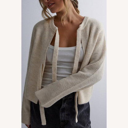 Cardigan en tricot côtelé doux pour femme – style ouvert avec liens, confort optimal, idéal pour tenues décontractées et habillées