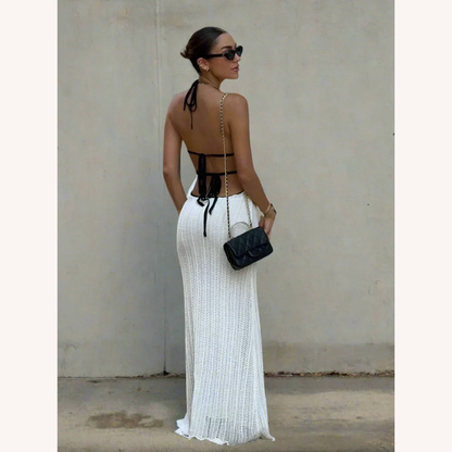 Robe longue pour femme à col licou en crochet blanc – Élégance estivale pour mariages et soirées