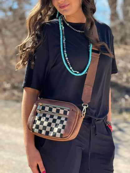 Sac à main féminin élégant et pratique à carreaux avec bandoulière réglable – Noir et blanc 30x25x10 cm