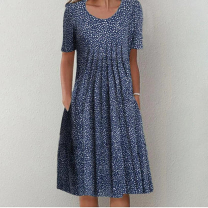 Elegant Evening Dress for Women - Versatile Long Dress with Flattering Details, Ideal for Weddings and Events