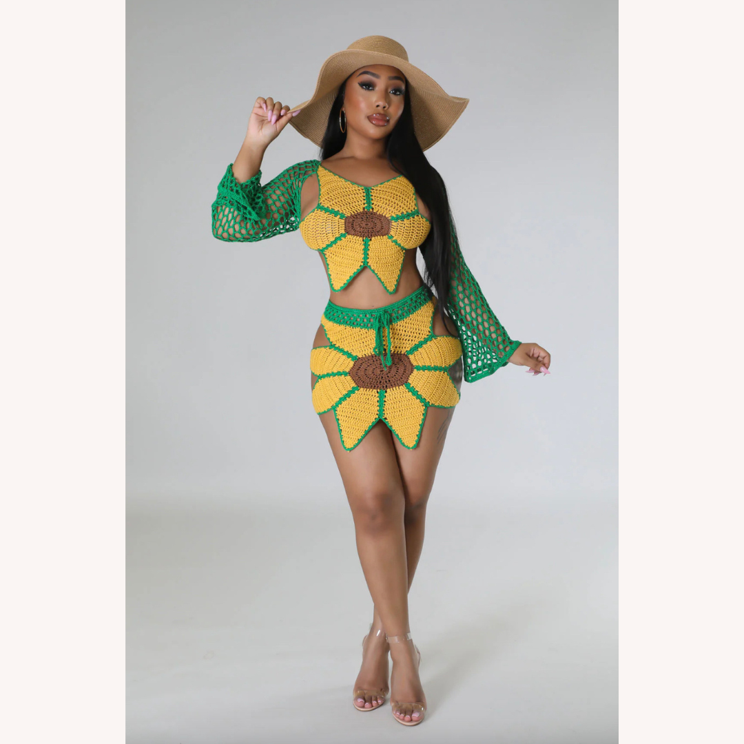 Maillot de bain une pièce pour femme tournesol fait main – Élégance artisanale et confort pour la plage