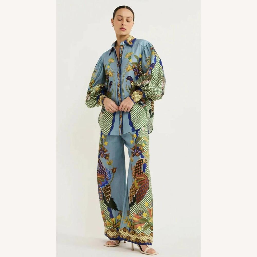 Ensemble pour femme à motif paon – Chemise ample et pantalon large, style artistique et à la mode