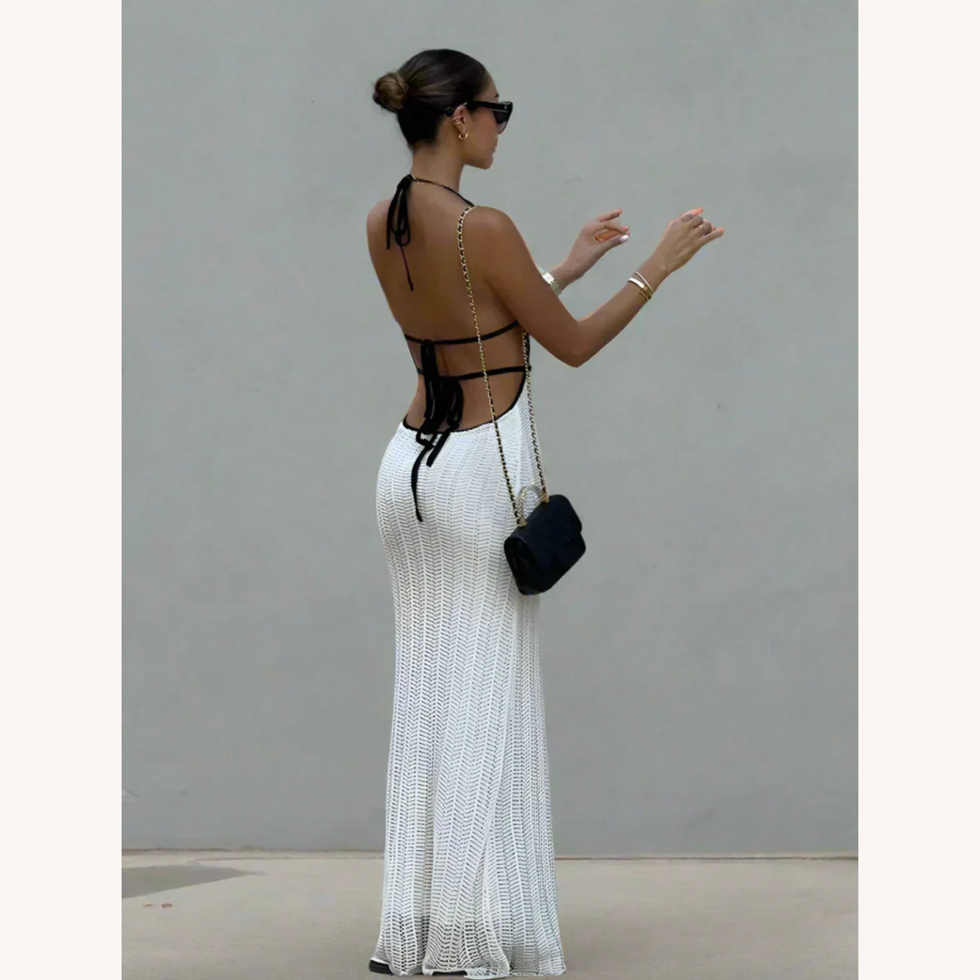 Robe longue pour femme à col licou en crochet blanc – Élégance estivale pour mariages et soirées