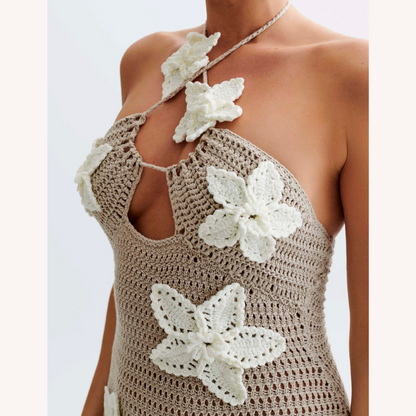 Robe longue en crochet pour femme bleue – Élégante robe d'été bohème maxi avec détails flottants