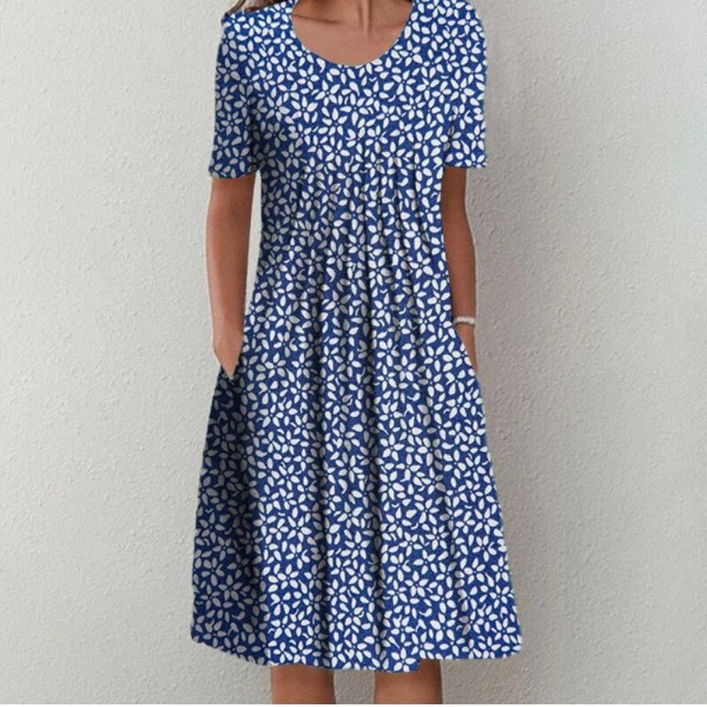 Elegant Evening Dress for Women - Versatile Long Dress with Flattering Details, Ideal for Weddings and Events