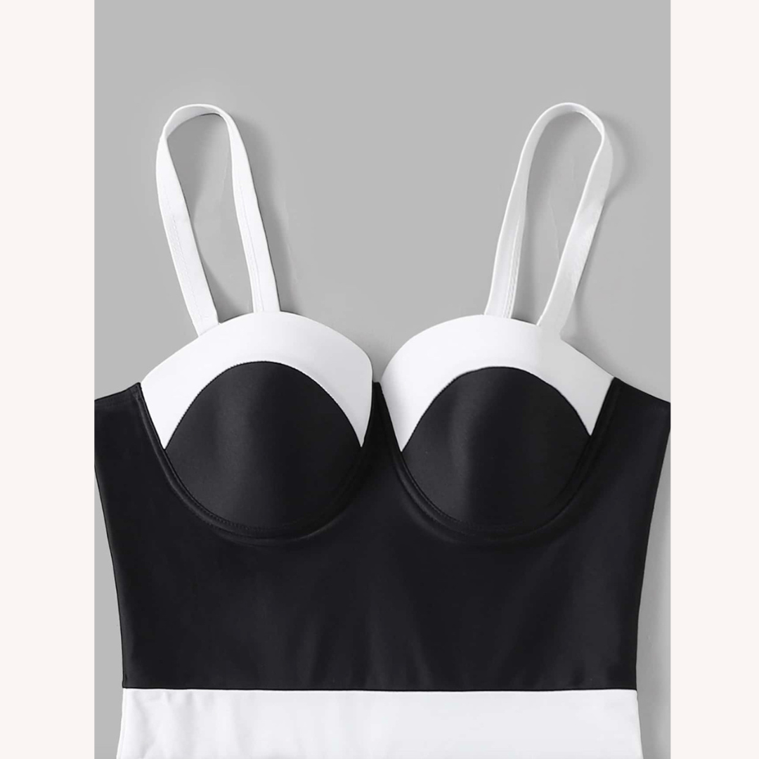 Maillot de bain une pièce pour femme, dos nu avec encolure en cœur et détail ceinture – Élégant et confortable