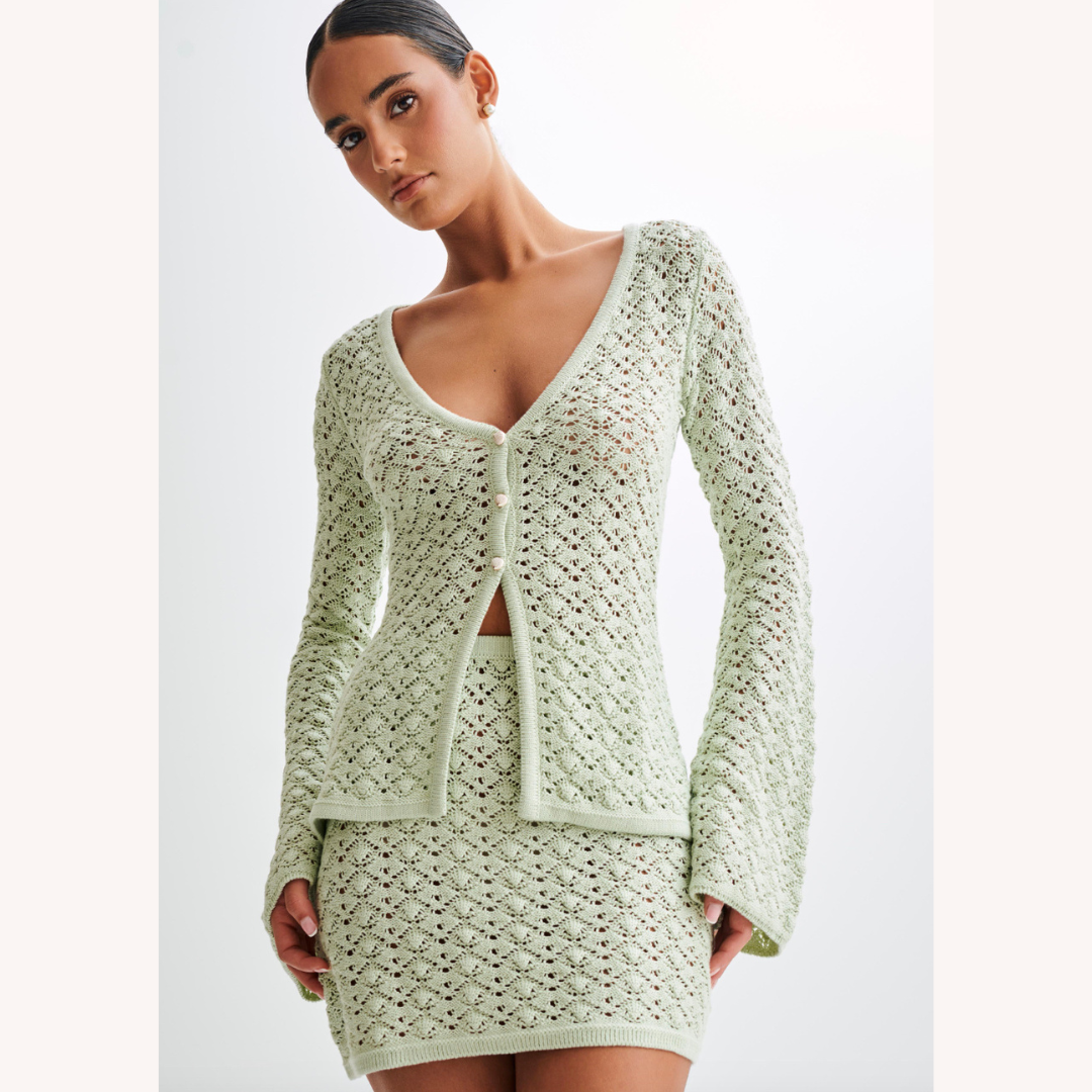 Ensemble bohème chic pour femme en crochet - Gilet à col en V et mini-jupe assortie en coton respirant
