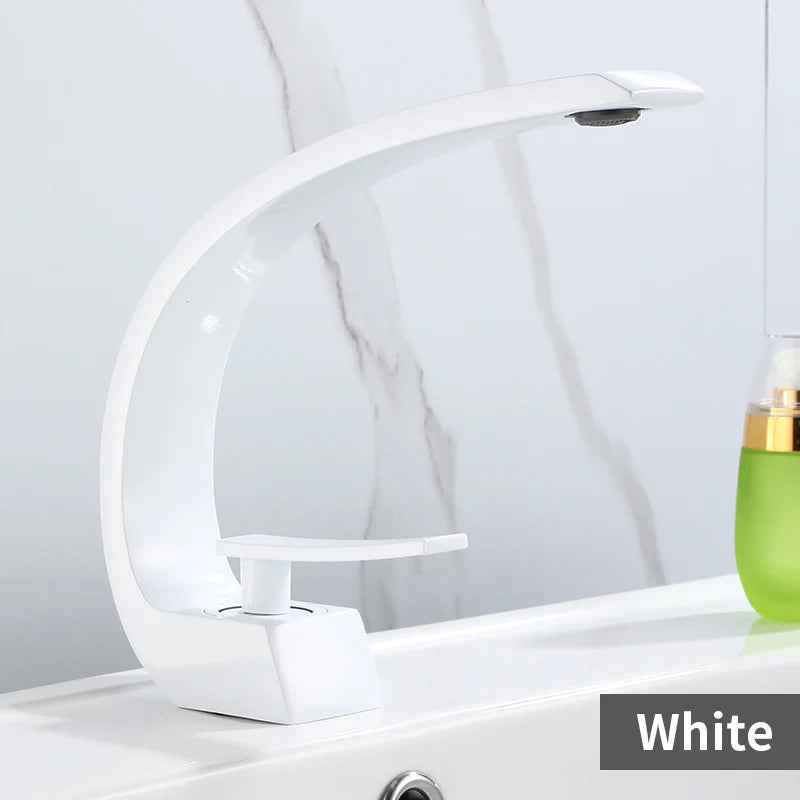 Basil Faucet | Modern Black/Gold Mixer Tap