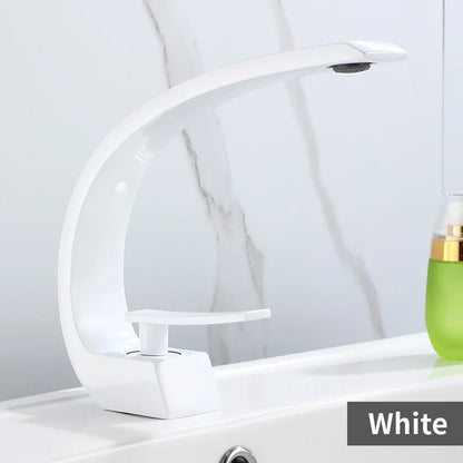 Basil Faucet | Modern Black/Gold Mixer Tap