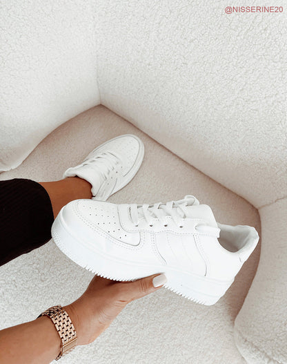 Baskets à plateforme blanches pour femmes 45 cm – Confort et style polyvalent pour tenues décontractées et élégantes
