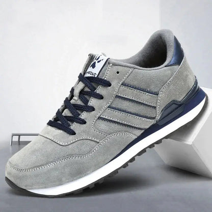 Classic Sneakers for Men with Superior Comfort and Minimalist Design – Versatile for Casual Use