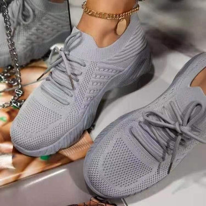 Baskets de soutien pour femmes avec semelle intérieure en mousse à mémoire de forme et semelle antidérapante – chaussures de marche blanches