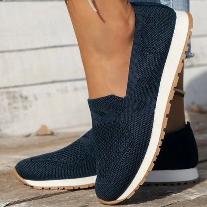 Women's Casual Flat Shoes in Breathable Mesh Slip-On - Round Toe