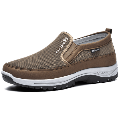 Breathable Walking Shoes for Men with Non-Slip Memory Foam Sole – Comfort and Modern Style