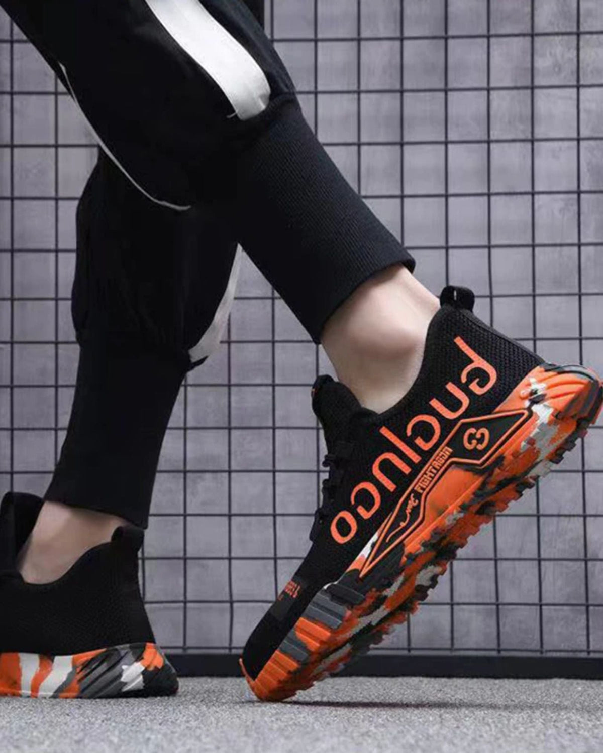 Safety shoes with steel toe cap and slip-resistant sole – Breathable mesh upper