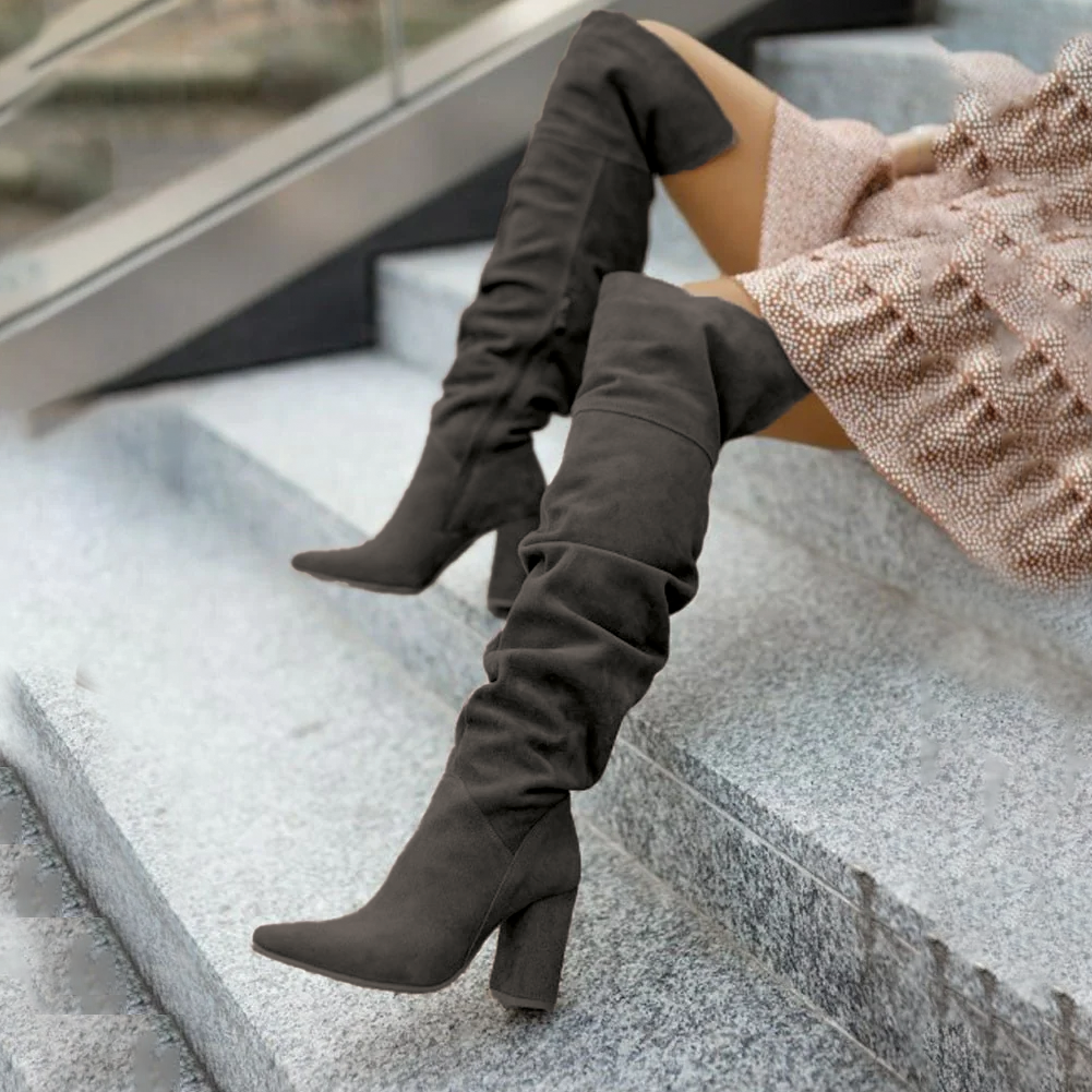 Cuissardes en faux suède pour femmes avec talon bloc et tige ample – Idéales pour l'automne et l'hiver 0