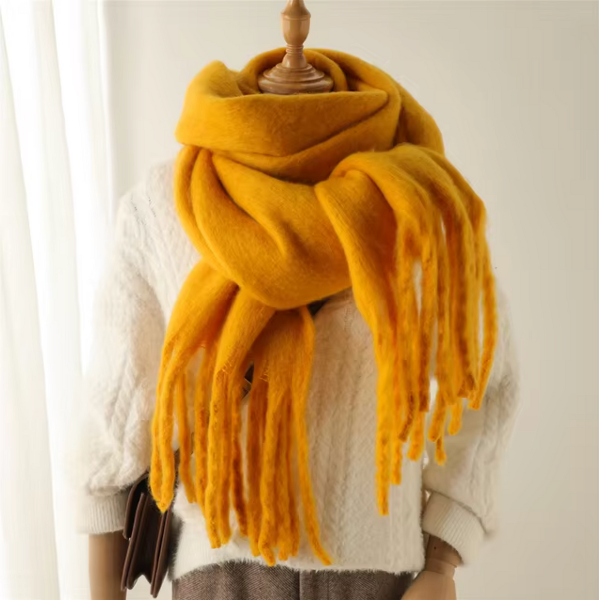 Écharpe Femme Surdimensionnée en Peluche avec Franges – Douce et Élégante pour l'Hiver, Confort et Style 8