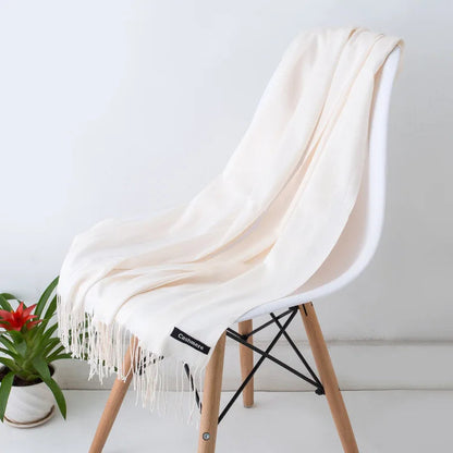 Écharpe Longue en Laine avec Franges pour Femmes – Confort et Élégance pour l'Hiver 18