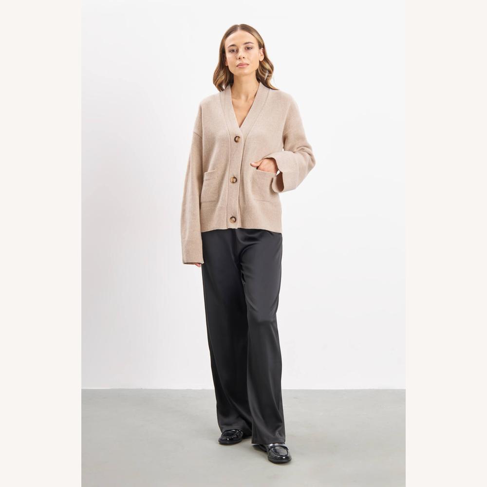 Cardigan ample pour femme en maille douce avec poches – Élégance décontractée beige et gris