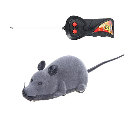 Interactive Toy for Cat with Remote-Controlled Mouse – Stimulates Exercise and Hunting Instinct, Durable and Easy to Use