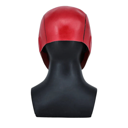 Masque en latex Capuchon Rouge pour cosplay et Halloween – Surface lisse rouge avec détails noirs, taille unique adulte