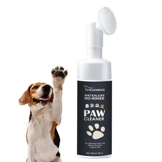 Cleansing Foam for Animal Paws with Silicone Brush – Natural Care for Dogs and Cats