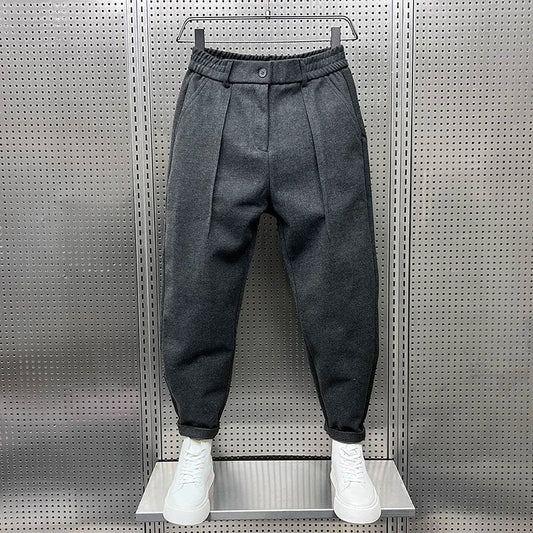 Elegant Pants for Men in Quality Fabric – Modern and Versatile Cut