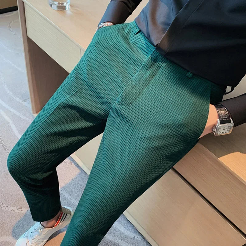 Pantalon à Carreaux pour Hommes en Tissu Respirant – Coupe Droite Élégante pour le Bureau et les Sorties