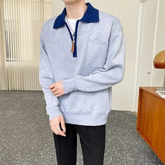 Lightweight half-zip sweater for men with reverse collar and chest pocket - Comfortable knit