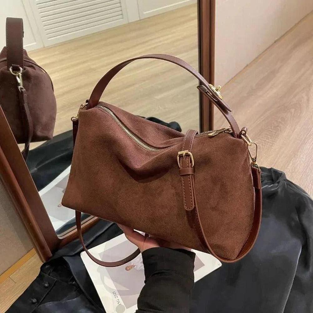 Sac à main élégant en cuir noir avec bandoulière réglable – Sac idéal pour femmes pour sorties et événements