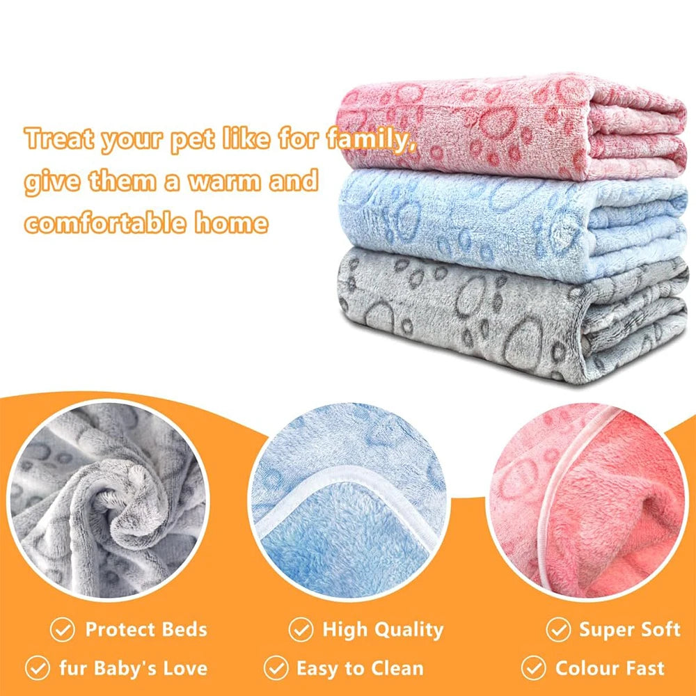 Couverture pour chien ultra-douce à empreintes de pattes – Couverture douillette en flanelle pour animaux, usage intérieur et extérieur, plusieurs tailles disponibles