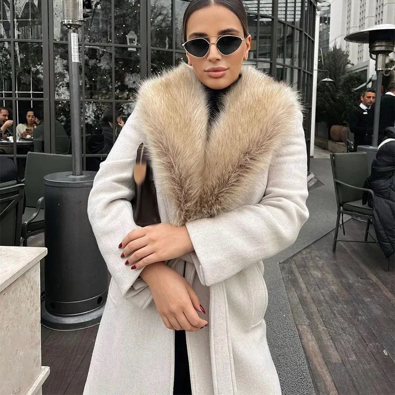 Wanda Long Coat | Faux-Fur Collar, Polyester