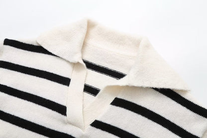 Wanda Striped Sweater | V-Neck, Relaxed Fit