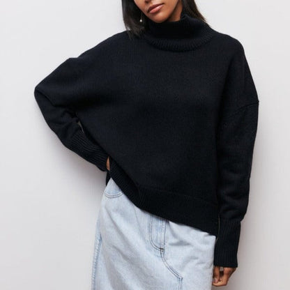 Wina Turtleneck Sweater | Relaxed Wool Blend