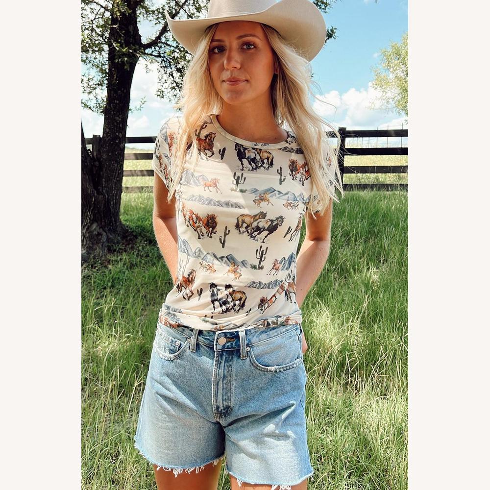 T-shirt beige pour femme à motifs western avec chevaux et cactus – Coton extensible, coupe classique, manches courtes