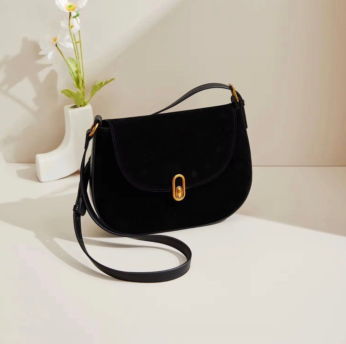 Sac d'épaule pour femme en cuir suédé synthétique avec bretelles réglables – Élégant et pratique pour un usage quotidien