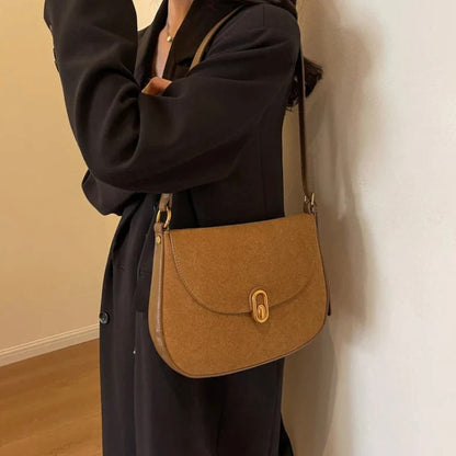 Sac d'épaule pour femme en cuir suédé synthétique avec bretelles réglables – Élégant et pratique pour un usage quotidien
