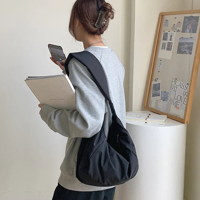 Grand sac d'épaule pour femme en nylon résistant avec bandoulière réglable – Sac décontracté ultra-léger pour un usage quotidien