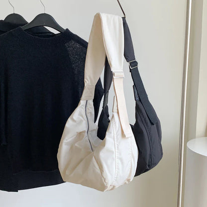 Grand sac d'épaule pour femme en nylon résistant avec bandoulière réglable – Sac décontracté ultra-léger pour un usage quotidien
