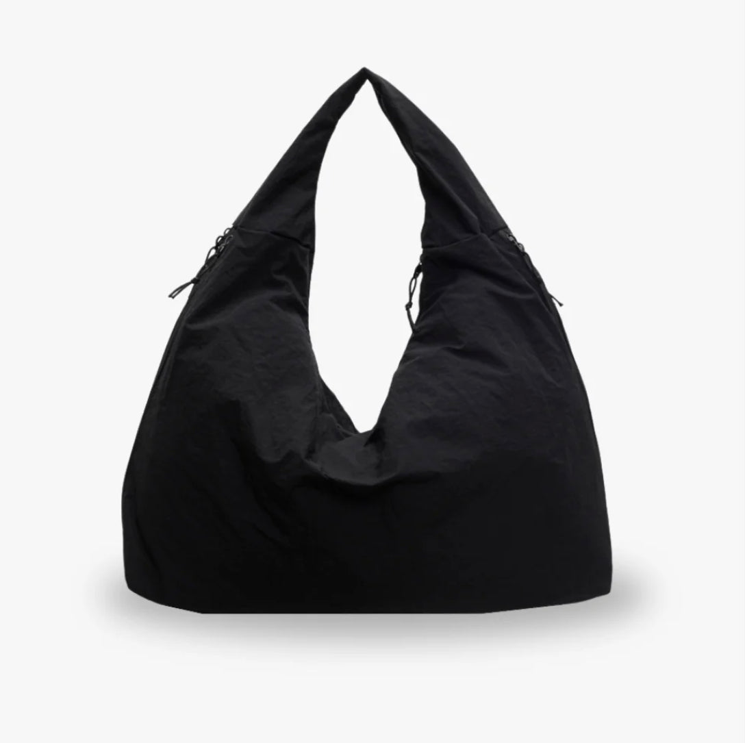 Sac Hobo Extra Large pour Femme en Nylon Recyclé – Sac Pratique et Écologique avec Poches et Bandoulière Confortable