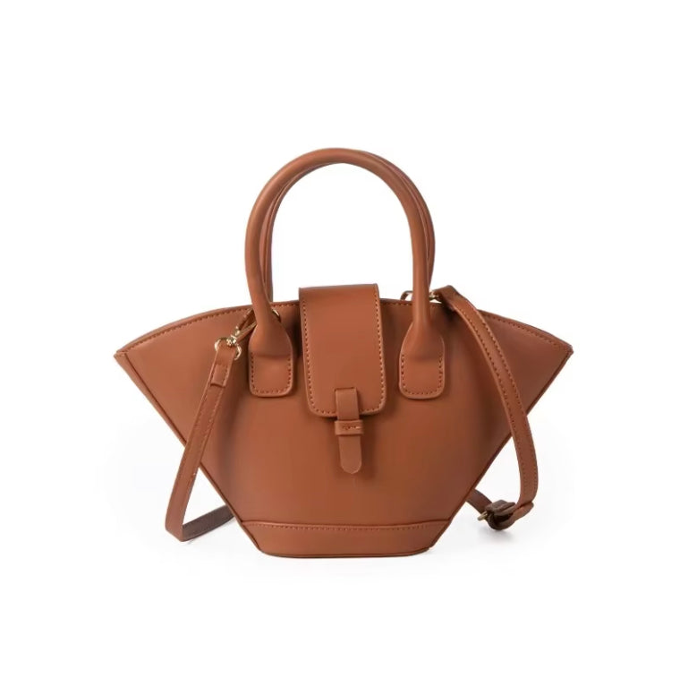 Elegant Women's Shoulder Bag in Vegetable Leather with Zipped Compartment – Unique Design and Adjustable Shoulder Strap