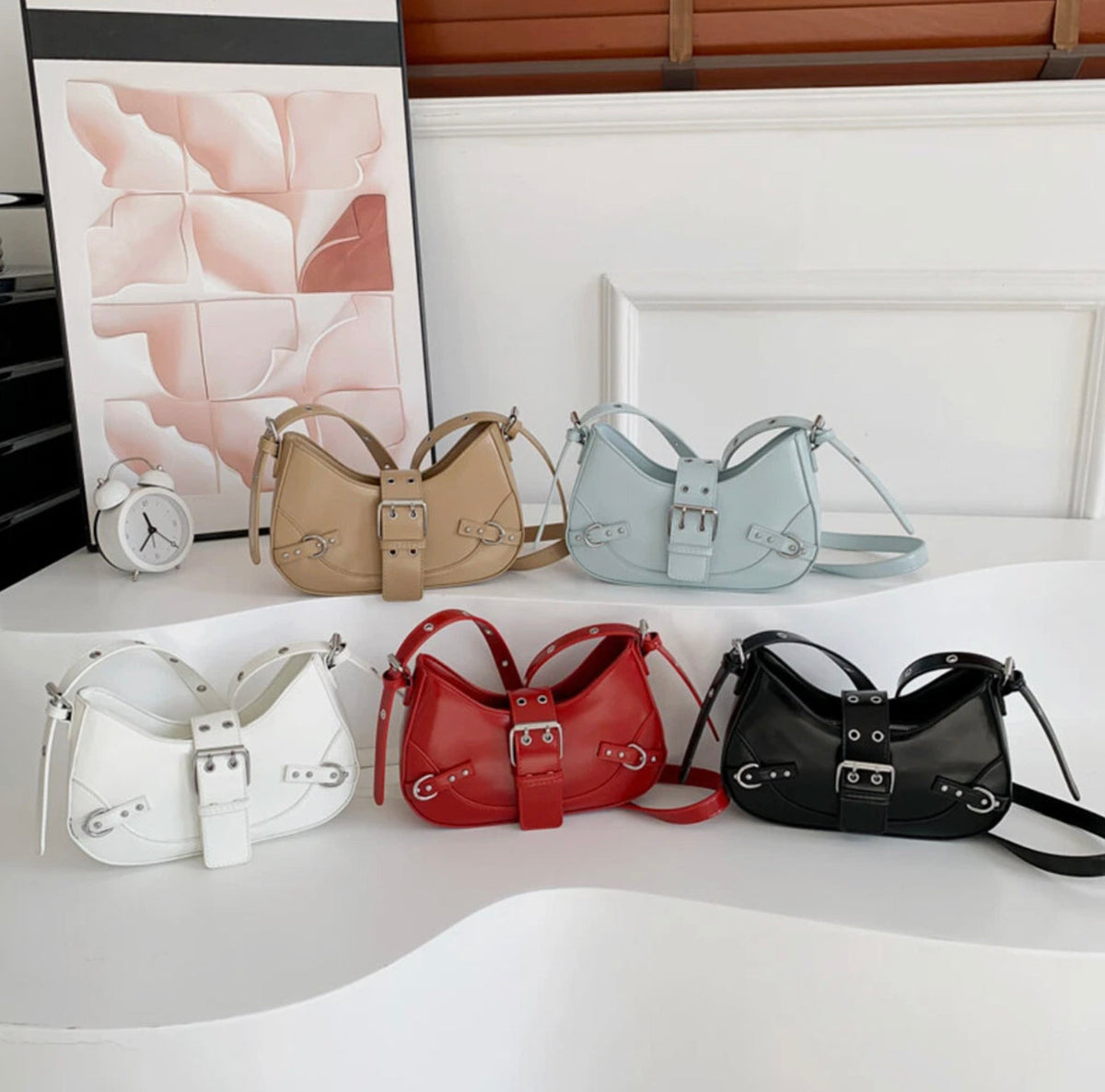Sac à main en cuir élégant pour femmes – Sac d'épaule raffiné, 5 couleurs disponibles, 24x15x6 cm