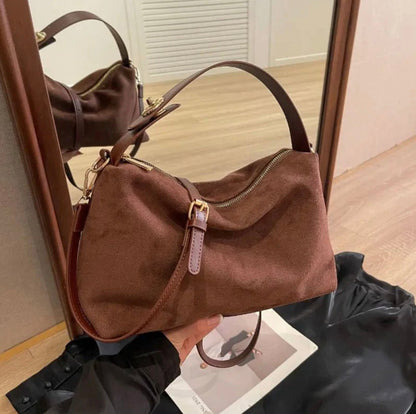 Sac à main élégant en cuir noir avec bandoulière réglable – Sac idéal pour femmes pour sorties et événements